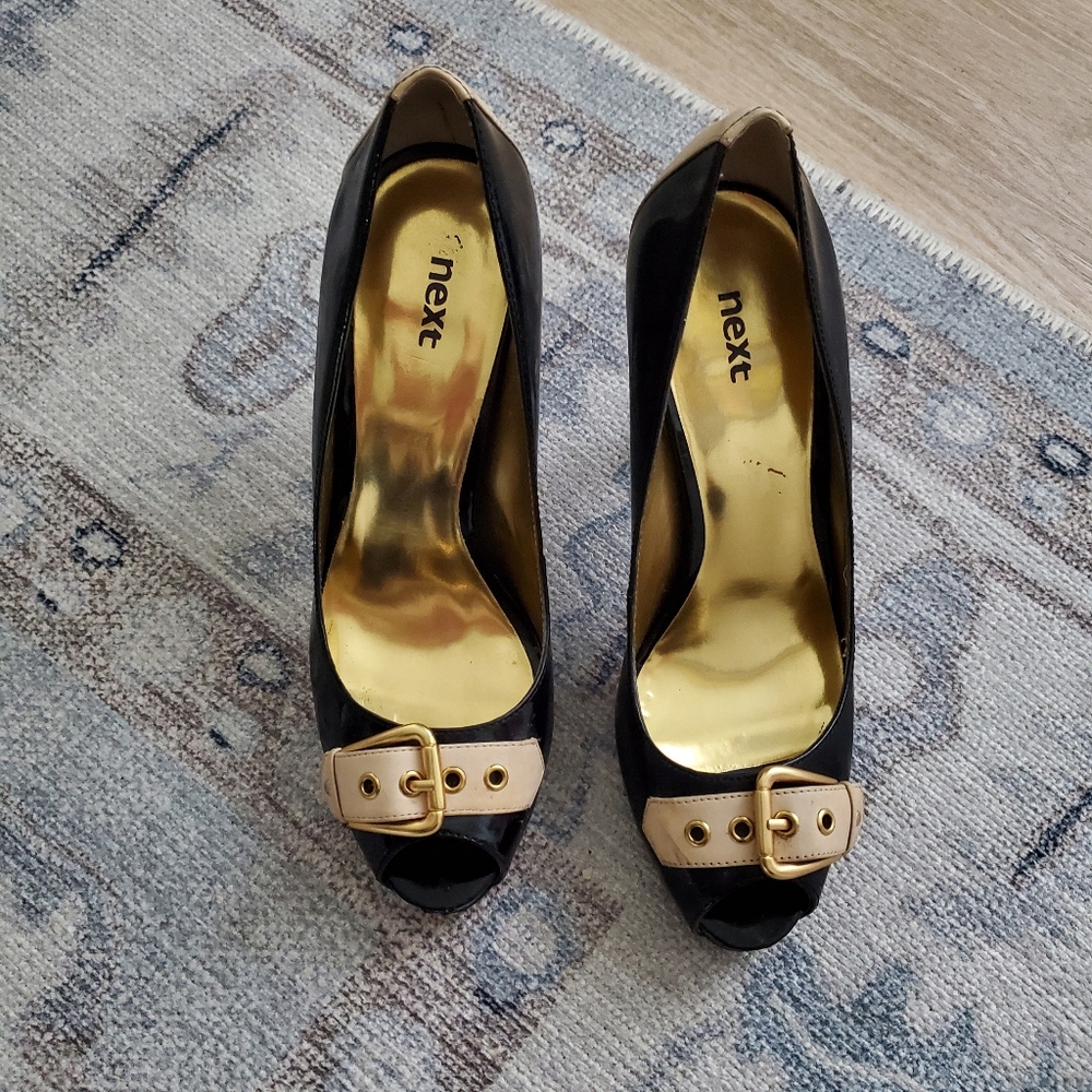 Next Black and Cream Buckle Peep Toe Heel Pumps Shoes Sz7.5